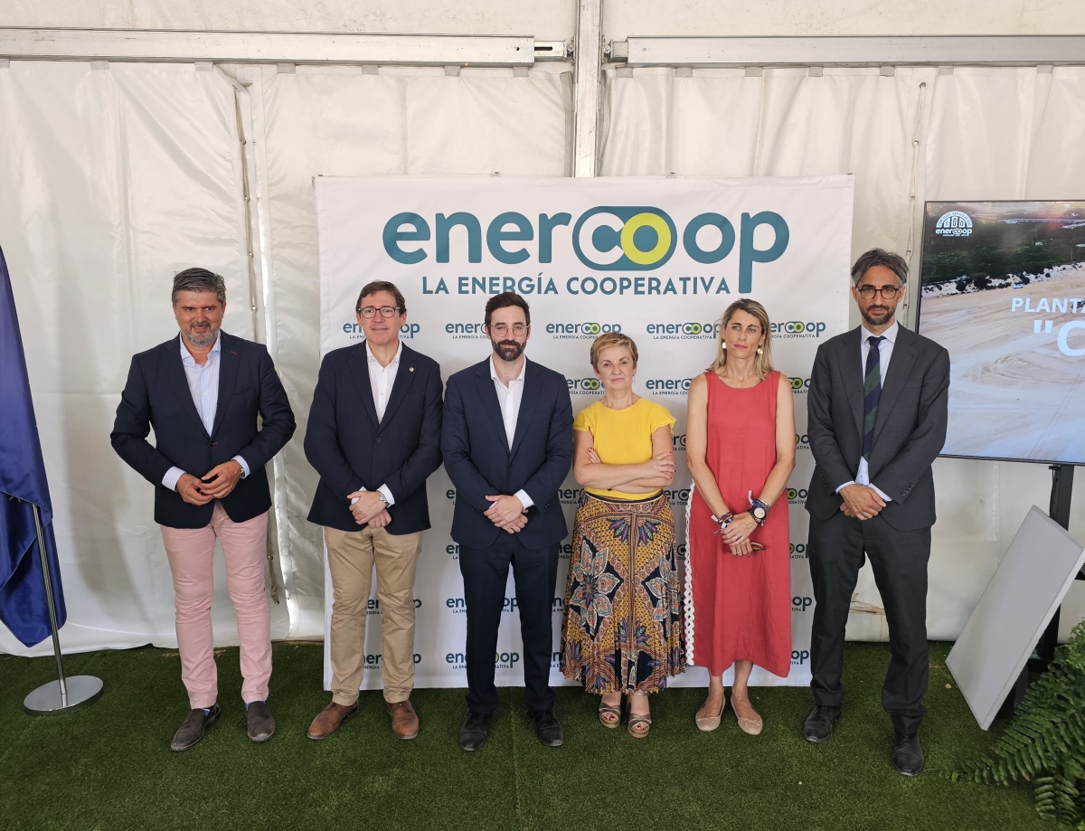 La planta de Enercoop en Crevillent generará en un año la energía de 10.000 hogares