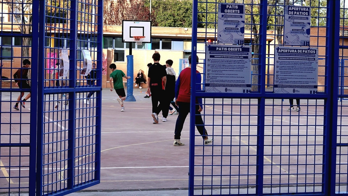 Burriana amplía la iniciativa de Patios Abiertos y fomenta la práctica deportiva durante el verano