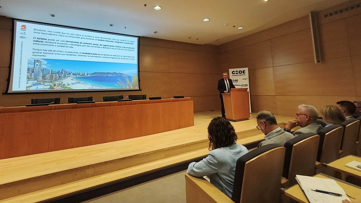 Toni Pérez defiende que el turismo debe ser una “herramienta de convivencia y cohesión social”