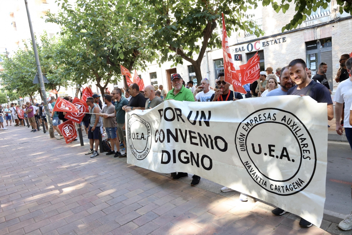 La industria auxiliar de Navantia presiona por el plus de astilleros ante la reunión clave con la patronal