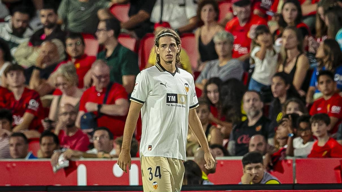 Yarek no entrena y ultima su salida del Valencia CF