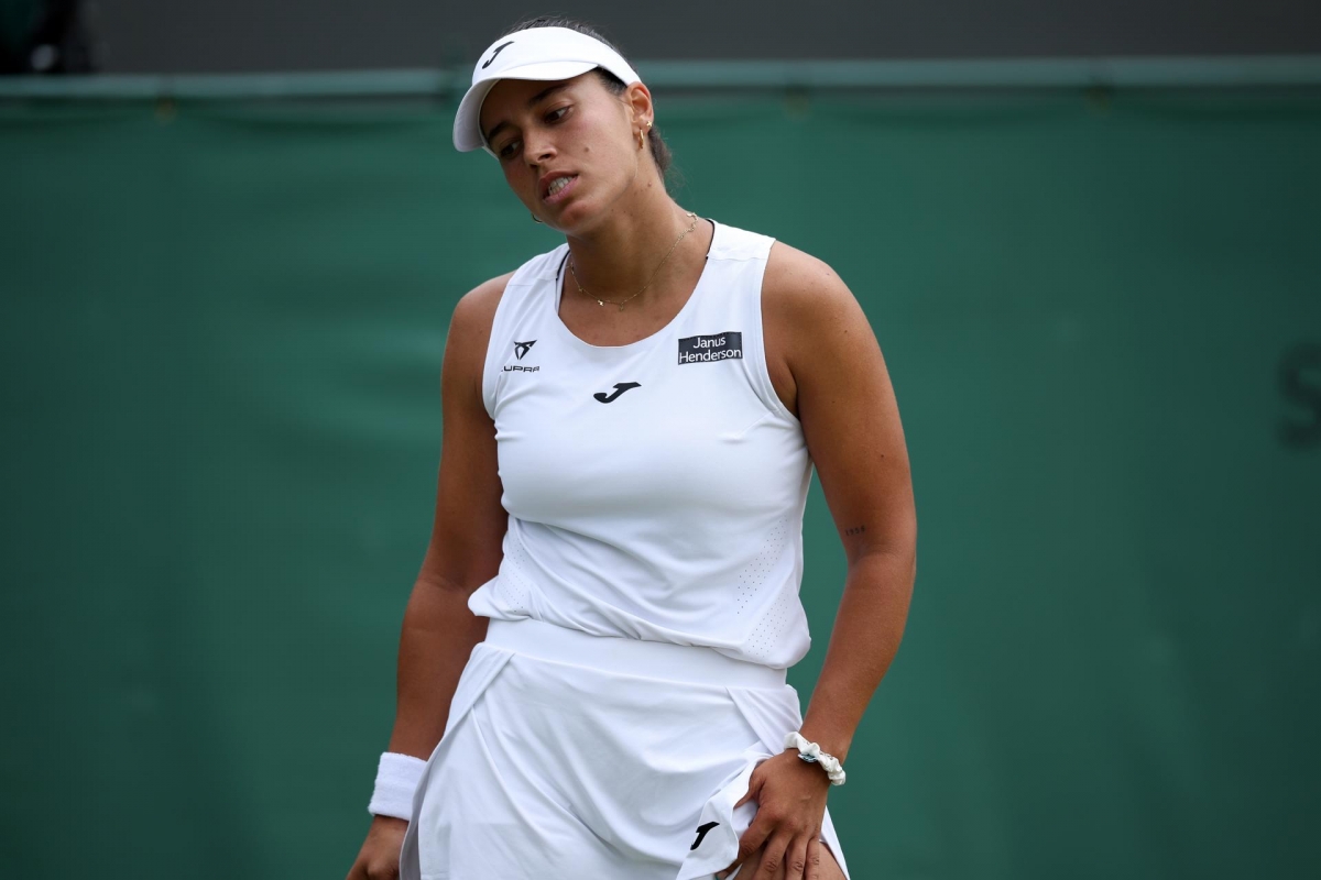 Jessica Bouzas no puede con Samsonova en octavos y se despide de un histórico Wimbledon