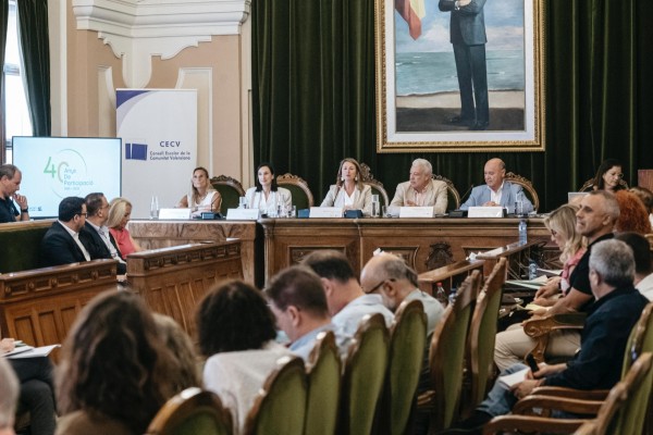 Castelló se convierte en el epicentro del debate educativo en el ámbito autonómico