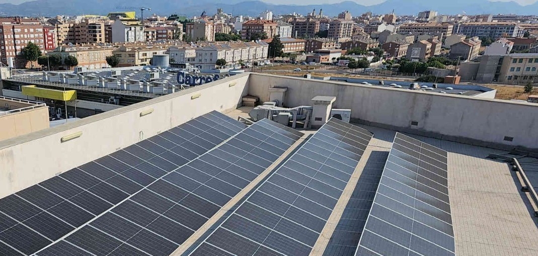 Justicia instala una planta solar fotovoltaica para autoconsumo en la sede judicial de Vila-real