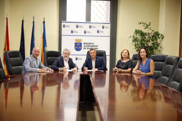 Burriana y MicroBank sellan una colaboración para incentivar el autoempleo y la actividad emprendedora