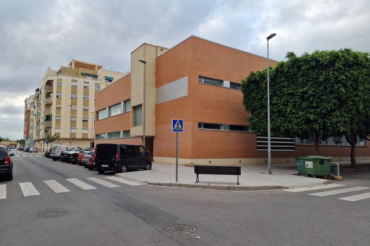 El edificio tiene una superficie construida de 2.189 metros cuadrados.