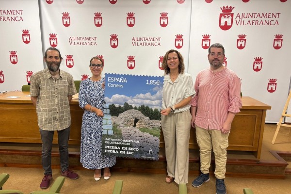 Correos presenta en Vilafranca el sello dedicado a la piedra en seco, Patrimonio de la Humanidad