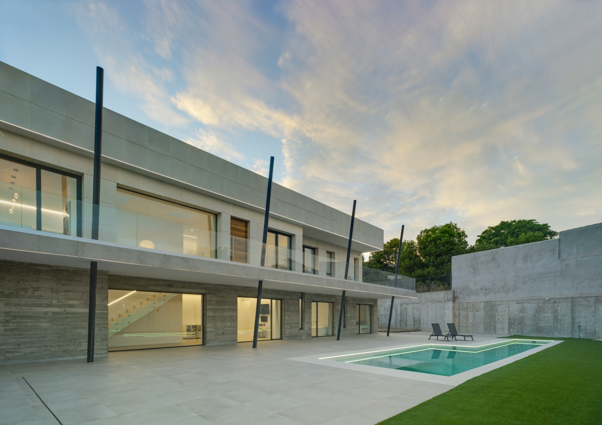 La casa que desafió un terreno inaccesible en Murcia: cuando el lugar dicta el diseño... si se sabe escuchar