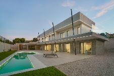 La casa que desafió un terreno inaccesible en Murcia: cuando el lugar dicta el diseño... si se sabe escuchar