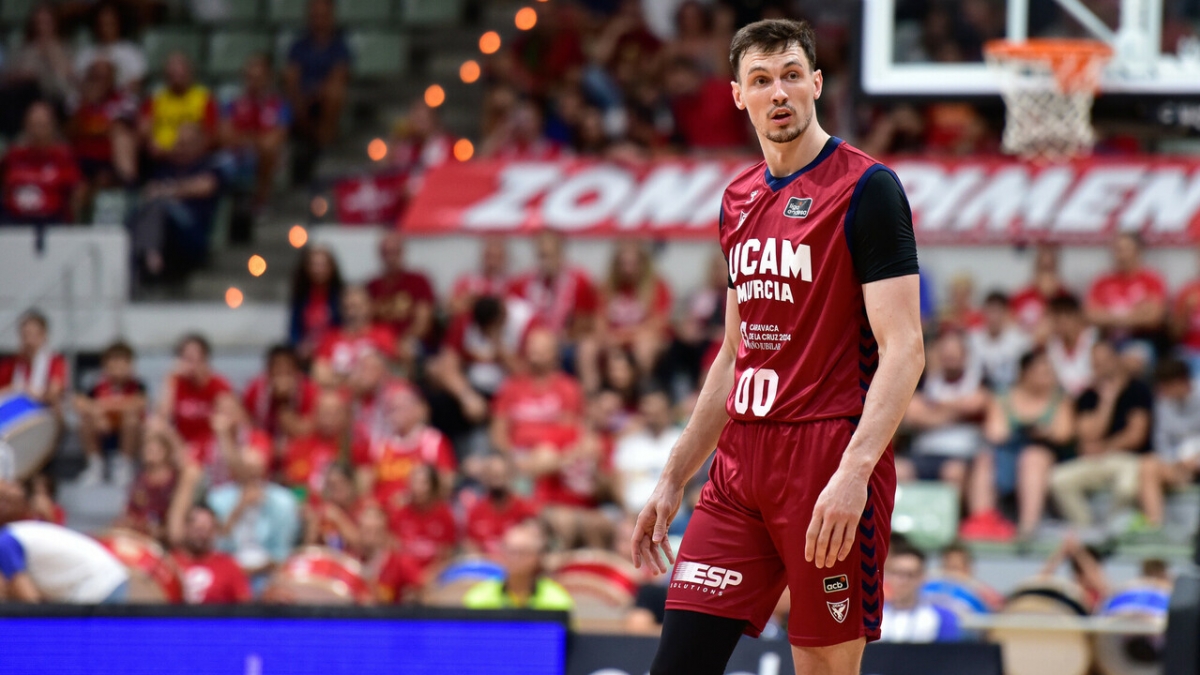 El UCAM CB pierde el mismo día a Hakanson y a Kurucs