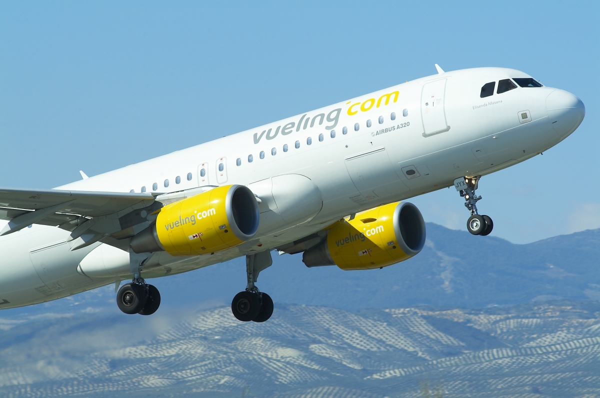 Vueling crece en el aeropuerto de Alicante-Elche con un aumento del 12,5% de asientos en invierno