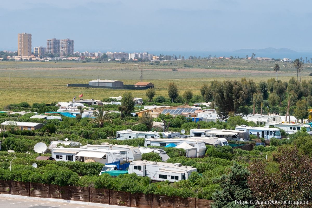 Cartagena detecta riesgos de seguridad en Villas Caravaning: 90 mobile homes siguen sin licencia