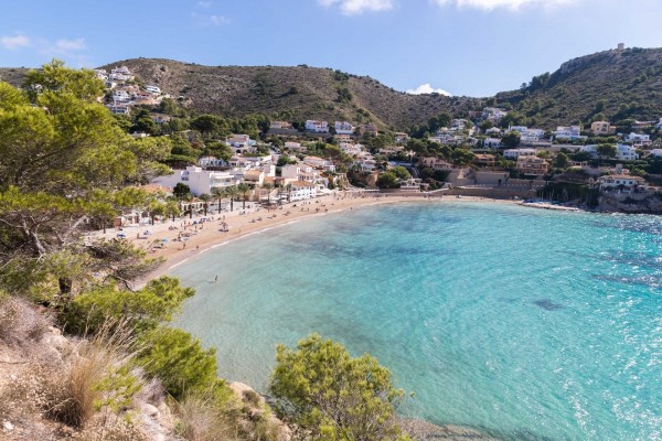 Dos bañistas de 46 y 73 años mueren ahogados en playas de Altea y Moraira