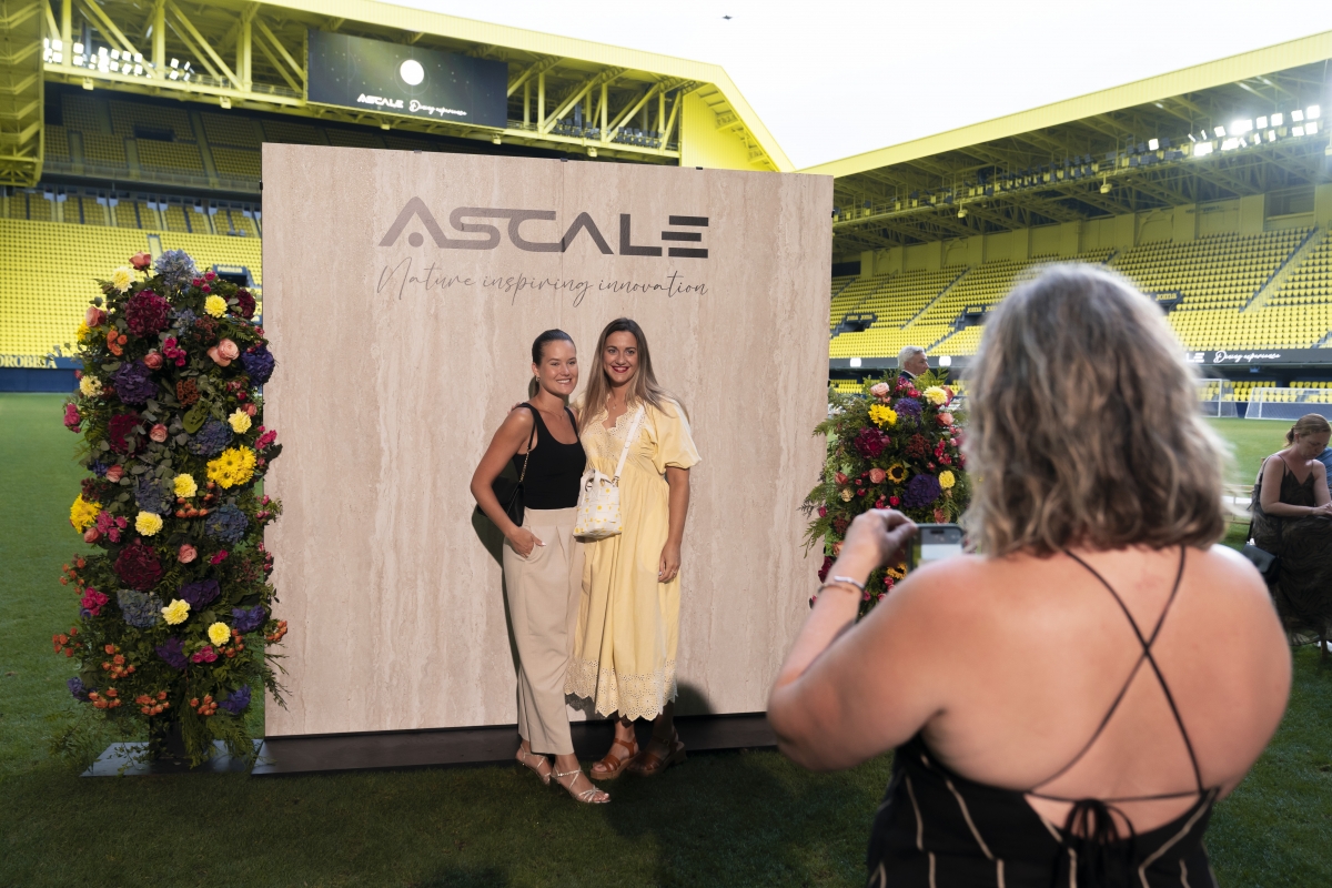 Ascale reúne a más de 60 clientes internacionales en una velada exclusiva en el Estadio de la Cerámica