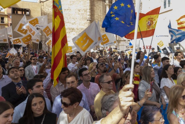 Las juventudes de Compromís denuncian en Fiscalía insultos en la procesión del 9 d'Octubre
