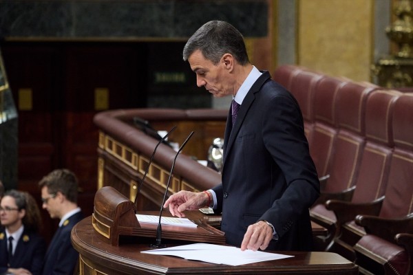 Resistir en el sillón para que no resistan los otros