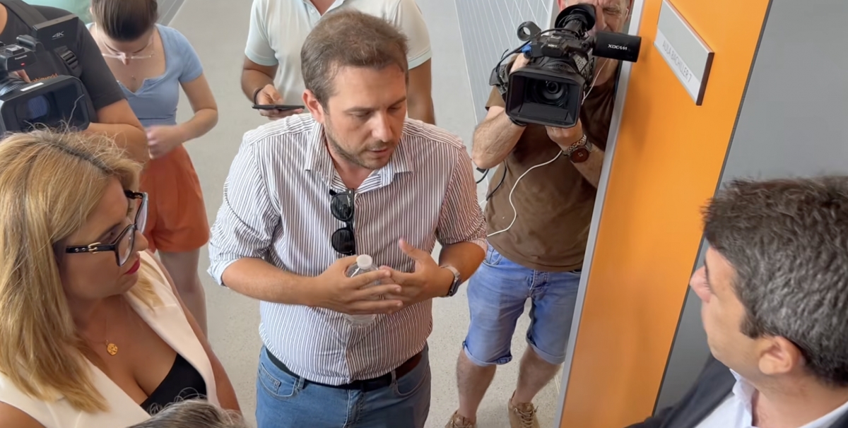 Tensión entre la alcaldesa de Petrer y Mazón: 