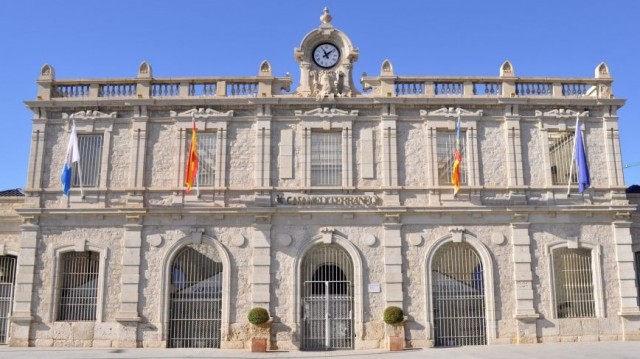 Casa Mediterráneo inaugura la muestra fotográfica 'Simplemente mediterráneas' en el marco del 8M