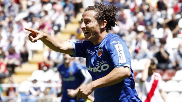 El Valencia se reunirá con la familia de Milego, fundador del club, y homenajea a Guardado
