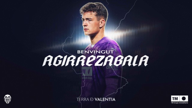 Julen Agirrezaba llega cedido al Valencia CF con opción de compra