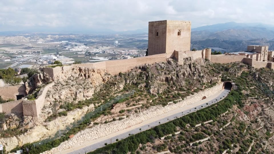Tres empresas lorquinas restaurarán el Castillo de Lorca con una inversión de 2,7 millones de euros