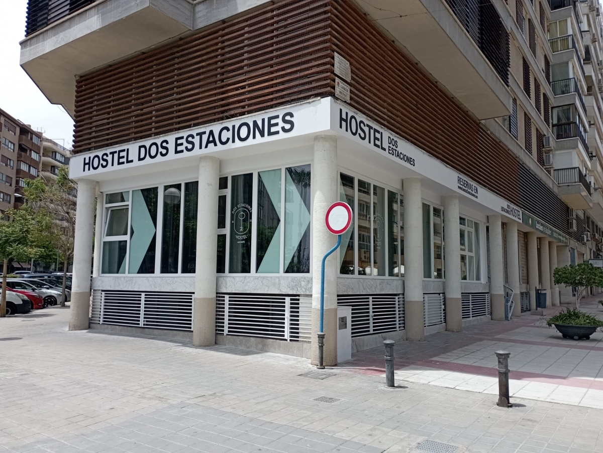 Alicante justifica el veto a los bloques turísticos por su 'daño' a la vivienda e incluye pensiones y albergues