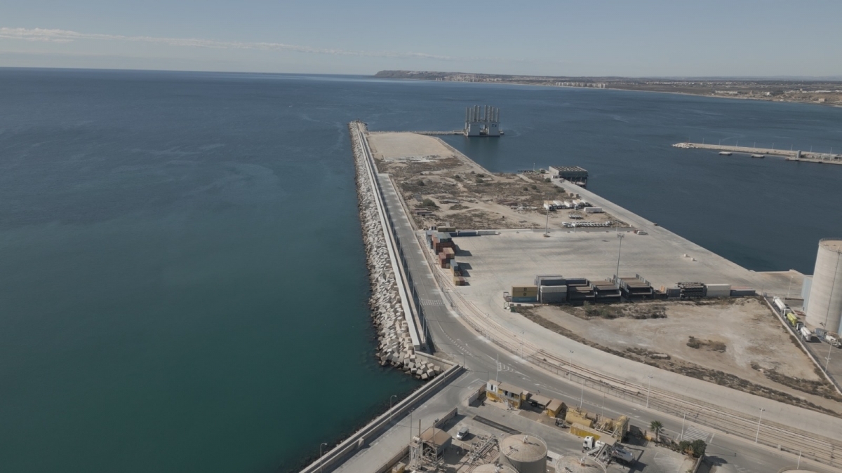 El Puerto adjudica el diseño de la ampliación del muelle 19 con el reto de mover más mercancías 