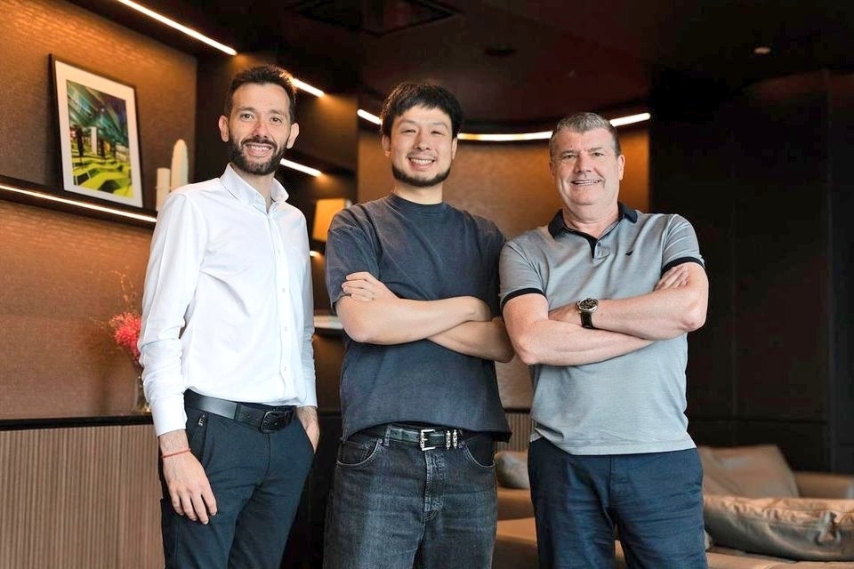 Kiat Lim visita a Ron Gourlay en sus primeros días en Valencia y estará presente en Paterna
