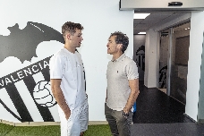 Julen reactiva un mercado largo para el Valencia CF
