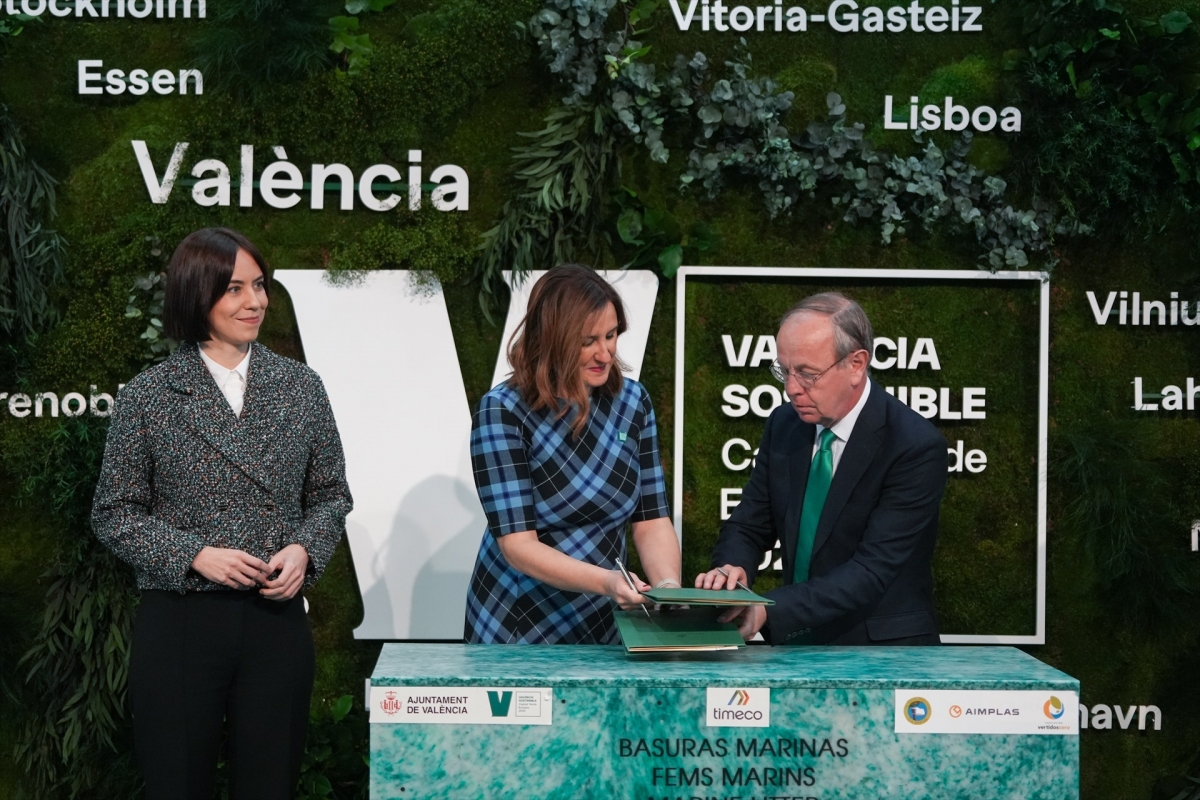 Diana Morant y María José Catalá, en la apertura de València Capital Verde Europea 2024. - Foto: JORGE GIL/EP Diana Morant y María José Catalá, en la apertura de València Capital Verde Europea 2024.