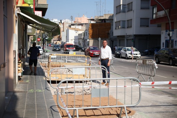 Burriana renueva la Ronda Pere IV para mejorar el abastecimiento, la accesibilidad y la seguridad de los ciclistas