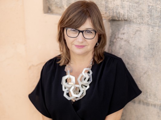 Carmen Amoraga: 