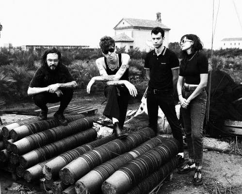 Calivvla: Música llena de energía pop desde las melodías
