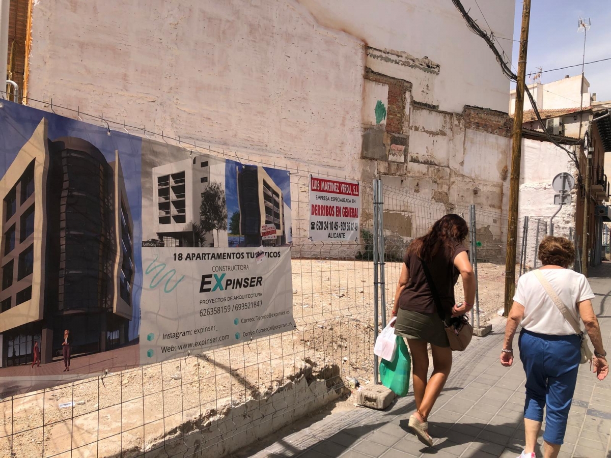 Los bloques turísticos también crecen en San Blas: ¿último proyecto ante la moratoria en Alicante?