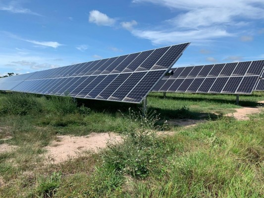 La fotovoltaica en la Comunitat, de estar a la cola a disparar un 69% la potencia autorizada para nuevos proyectos