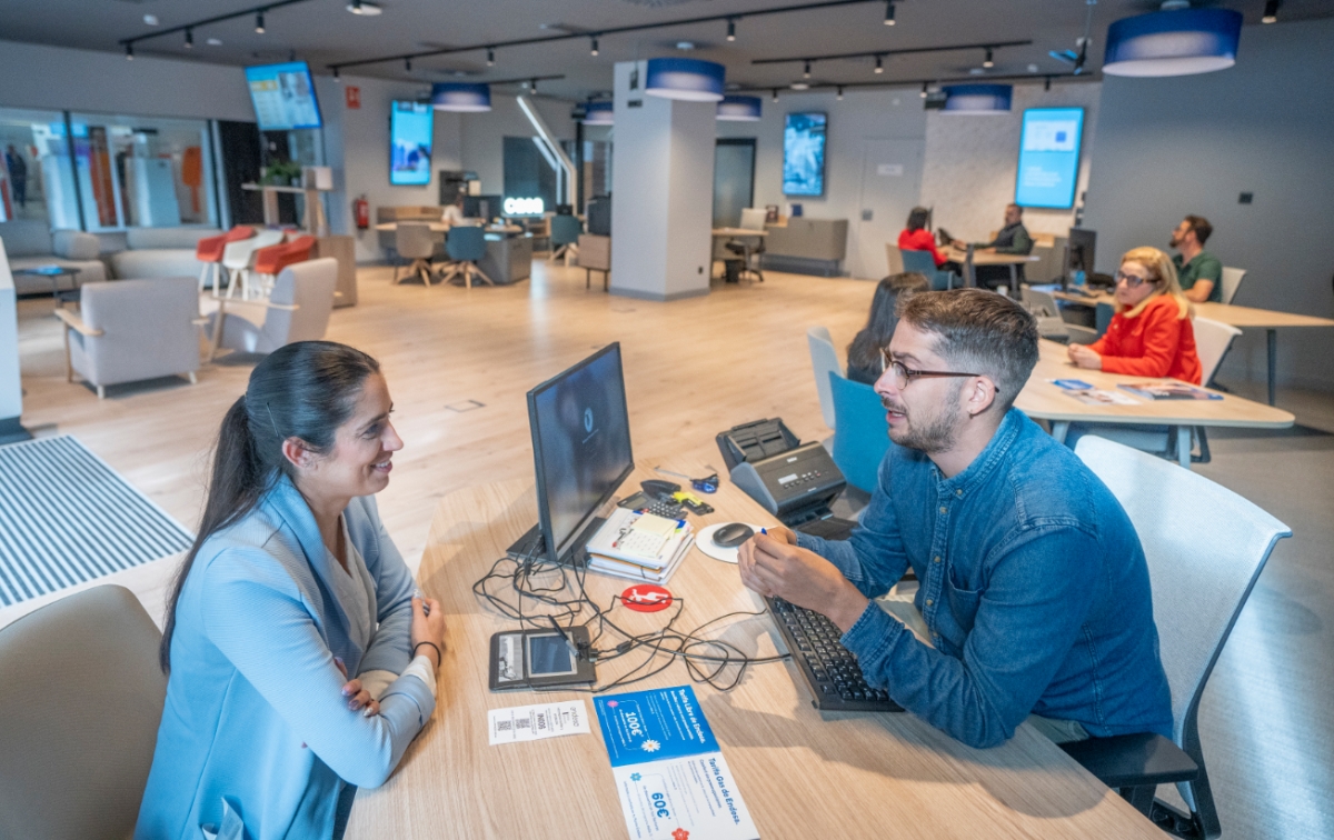 Endesa abre su primer punto de atención comercial al cliente en Elche