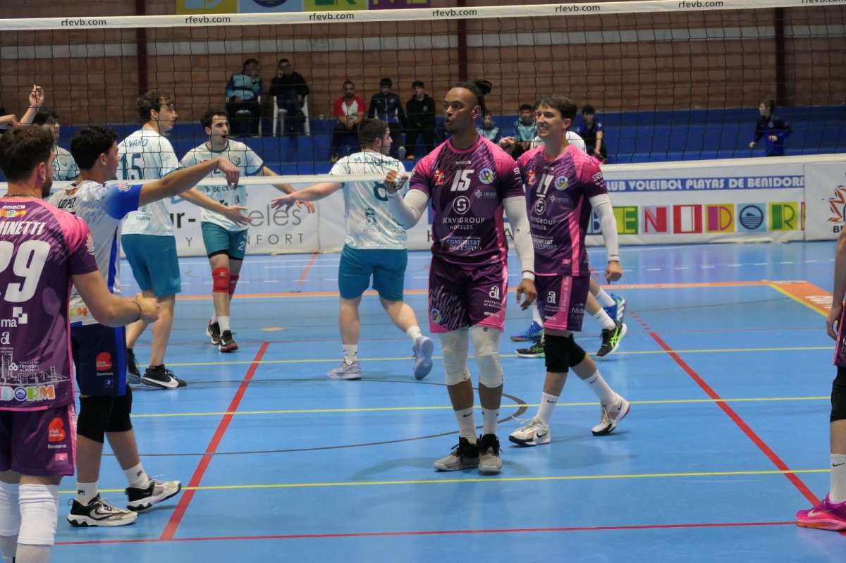 El brasileño Dos Santos seguirá en el Servigroup Benidorm en su debut en la Superliga