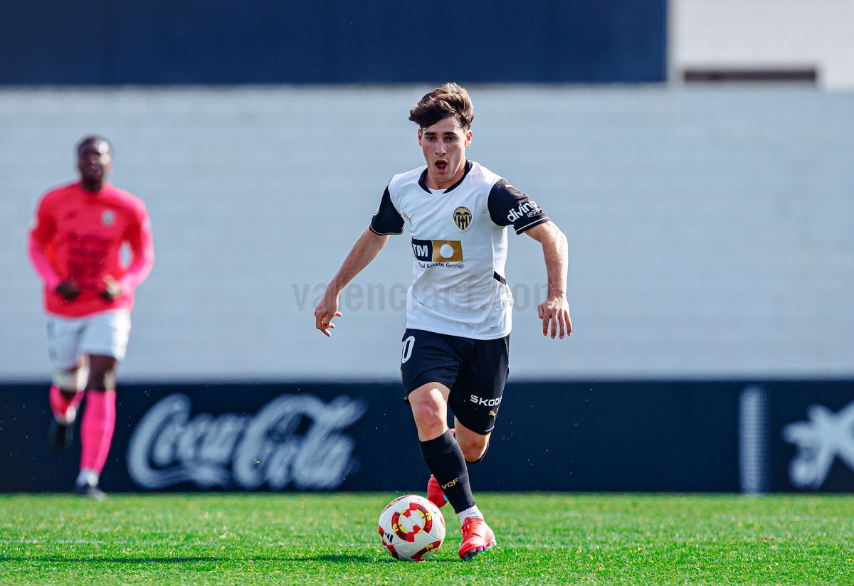 El Valencia CF confirma la marcha de Martín Tejón al CS Marítimo