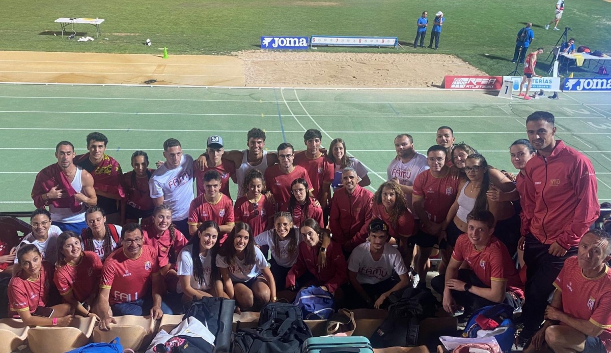 Murcia es decimotercera en el Nacional sub-23 con récord regional de 4x100 mixto