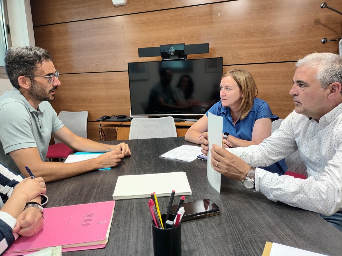 La Conselleria de Sanidad se compromete con Montanejos a construir un nuevo centro de salud