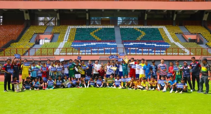 El Levante UD consolida su presencia en Asia con una semana de actividades en Indonesia