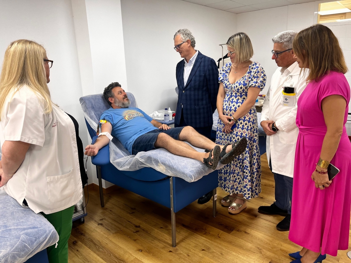 Salud implanta la donación de plasma en el hospital Santa María del Rosell en Cartagena