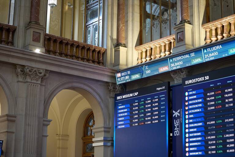 El Ibex 35 mantiene los 11.700 puntos tras abrir ligeramente a la baja, atento a las actas de la Fed
