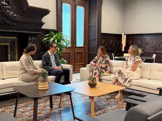 Bloomberg elige València: financiará un equipo que diseñe soluciones innovadoras a retos urbanos