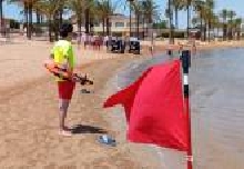 Prohibido el baño en la playa de Villas Caravaning