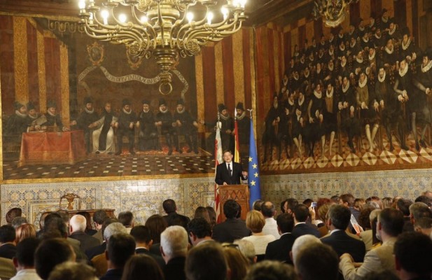 Puig carga contra Fabra y Cotino