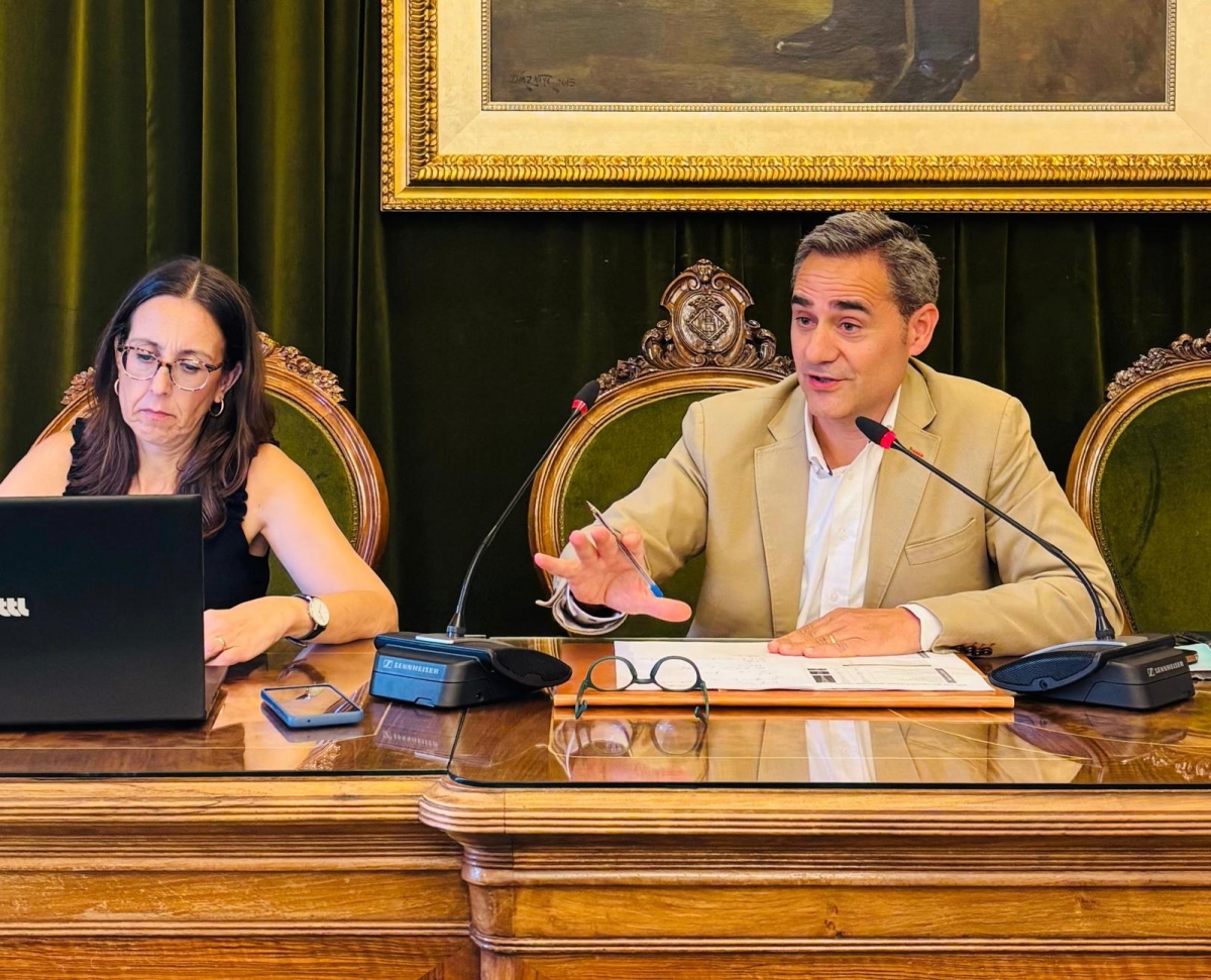 Antonio Ortolá, concejal de Policía y Emergencias, durante el Consejo Local de Seguridad.