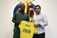 Nicolas Pepe: "Jugar la Champions League con el Villarreal es un paso más en mi carrera"