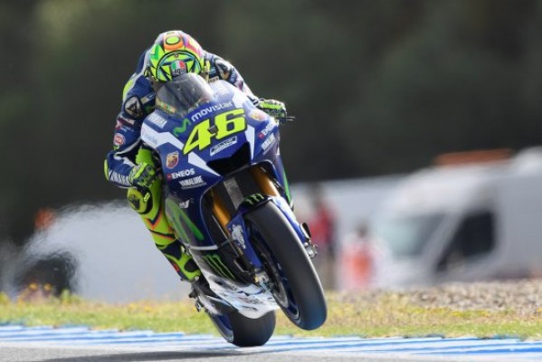 Rossi golpea primero en Jerez