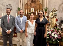 Flores, misa y procesión por las calles de Castelló para celebrar la festividad de la Virgen del Carmen